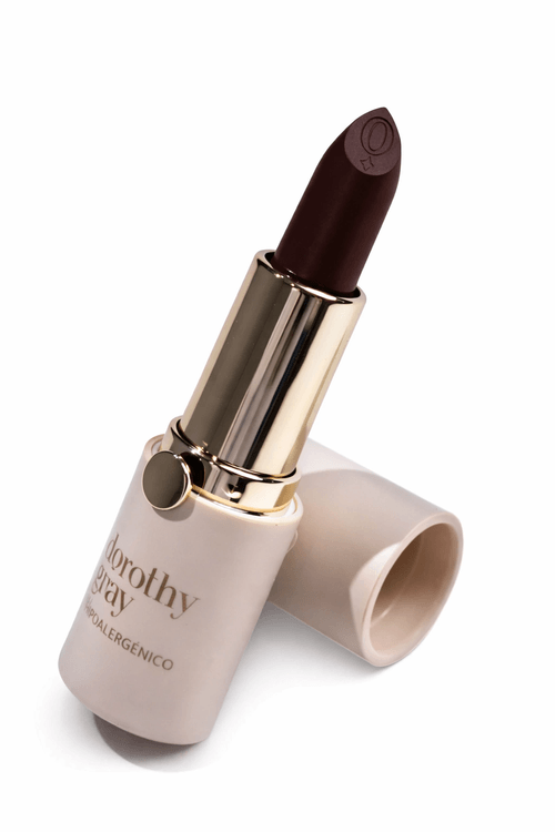 Labial Hipoalergénico Matte Bordó Dorothy Gray